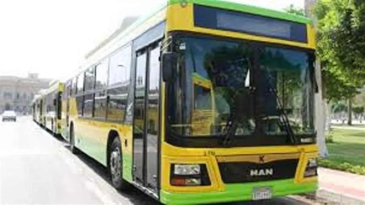 بديل التذكرة الورقية.. أسعار وأماكن توفر الكارت الذكي لأتوبيسات النقل العام بالقاهرة